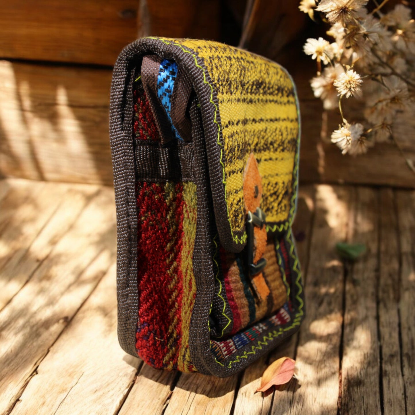 El Dokuma Kilim Desenli Omuz Çantası Model 2 Mini (En: 20cm, Boy: 20cm, Genişlik: 5cm)