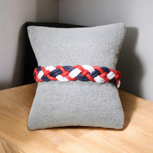 Baharın Renkleri İp Bileklik ( Kırmızı- Lacivert- Beyaz) Renk