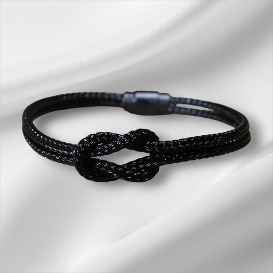 Siyah Çelik Hasır Örgü Bileklik – Zarif ve Modern Tasarım