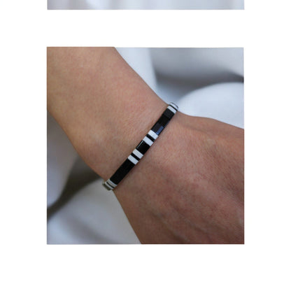 Tila Boncuk Zarif ve Renkli Bileklikler Serisi | Siyah Ağırlıklı Beyaz El Yapımı Model