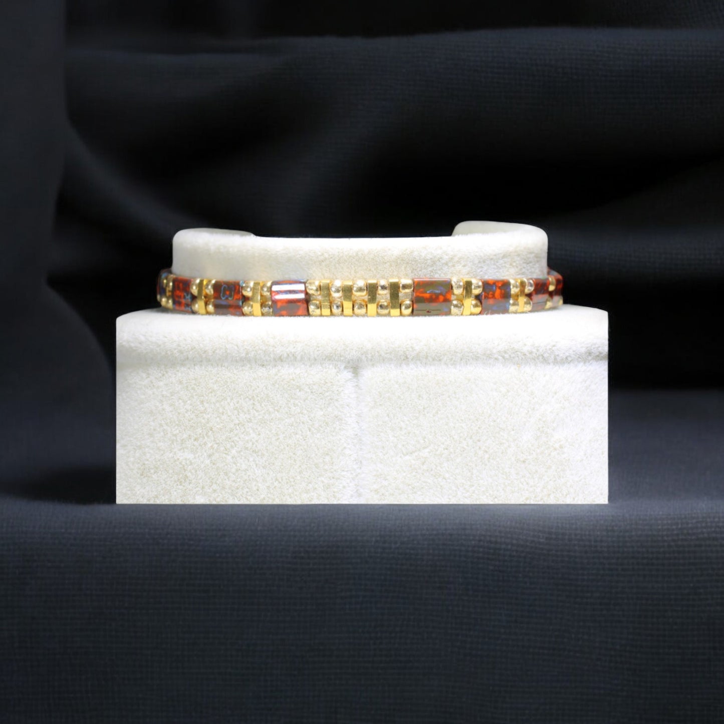 Tila Boncuk Zarif ve Renkli Bileklik Serisi | Desenli Kırmızı El Yapımı Model