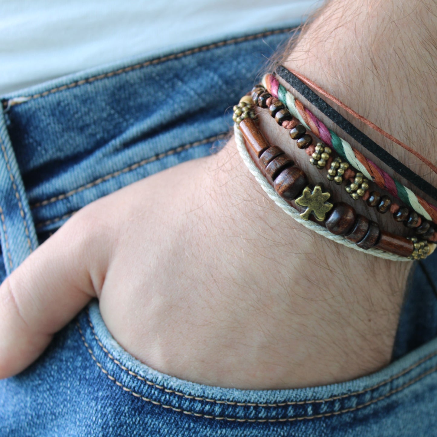 Yaprak Figürlü El Yapımı Bileklik | Doğal ve Bohem Dönüşüm Temalı Takı
