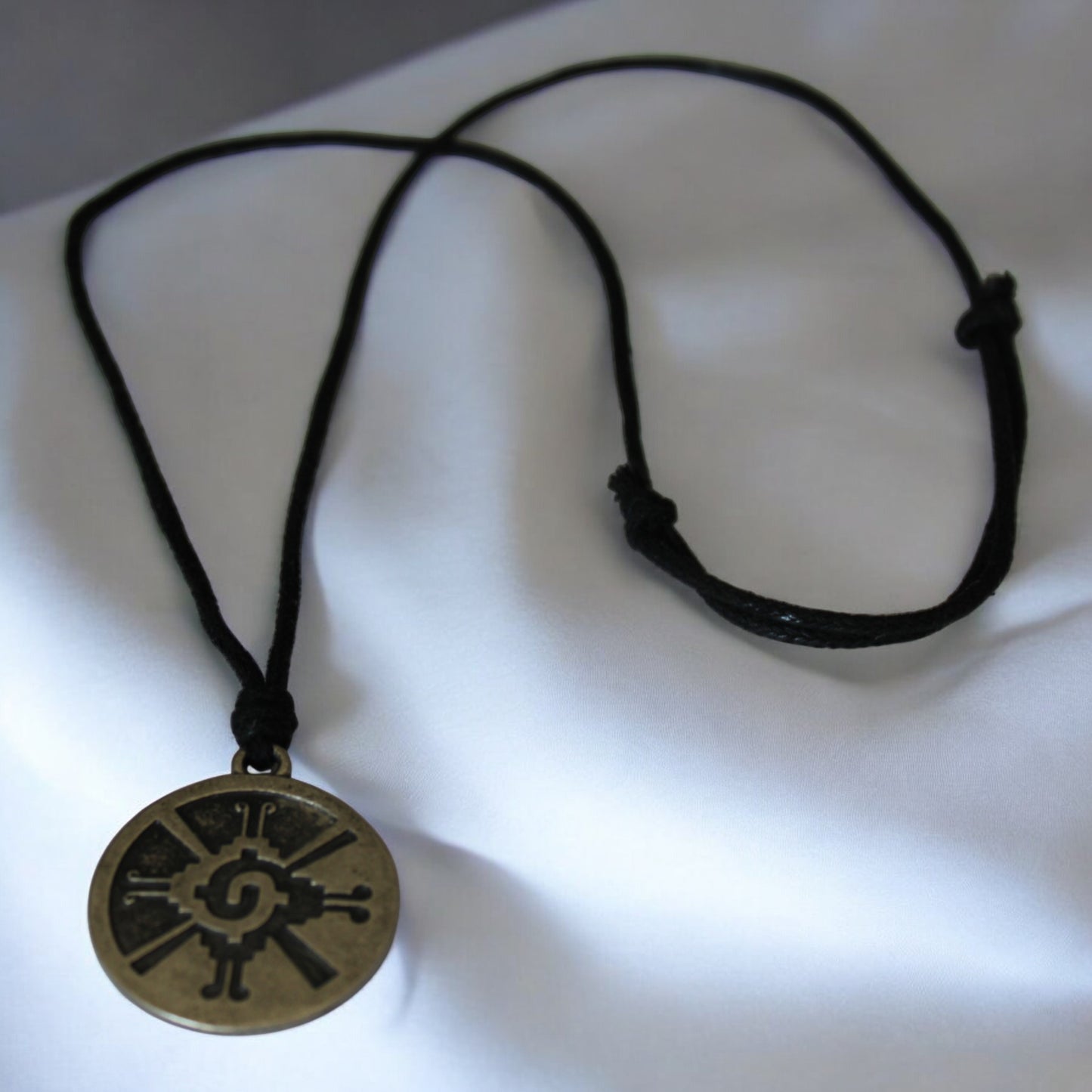Hunab Ku Sembol Kolye | Antik Gümüş Renk Zamak El Yapımı Ayarlanabilir Siyah İpli Unisex