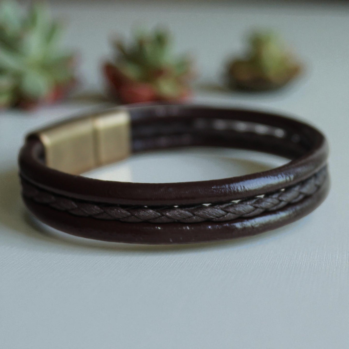 Kahverengi Erkek Bileklik | Hakiki Deri ve Örgü İp Detaylı, Mıknatıs Kapama, 3 Parça Tasarım