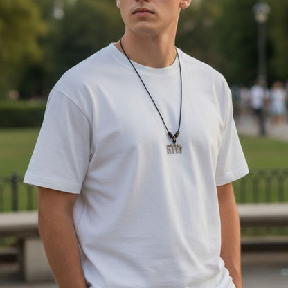 Ayarlanabilir Göktürk Alfabeli Kolye – El Yapımı & Ahşap Boncuklu